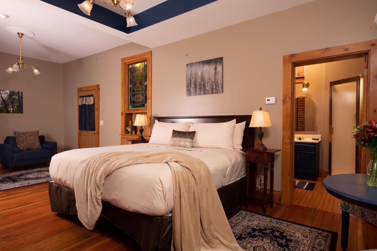 Riverboat Suites Galena Kültér fotó